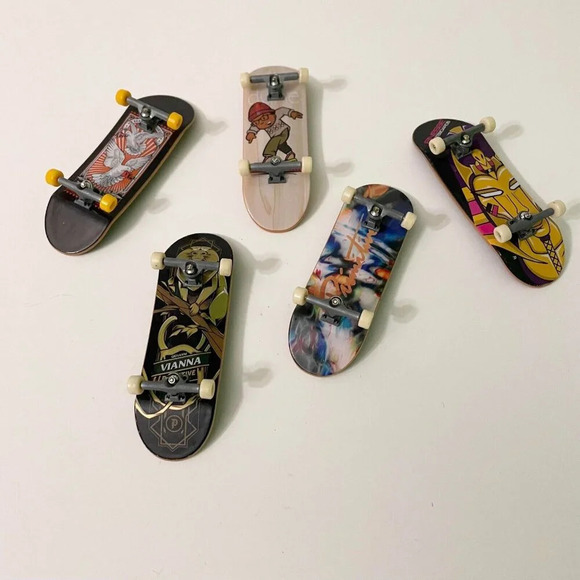 Lot Of 5 TechDeck Fingerboards Skateboards Ishod Primitive Vianna Finesse - Picture 2 of 12